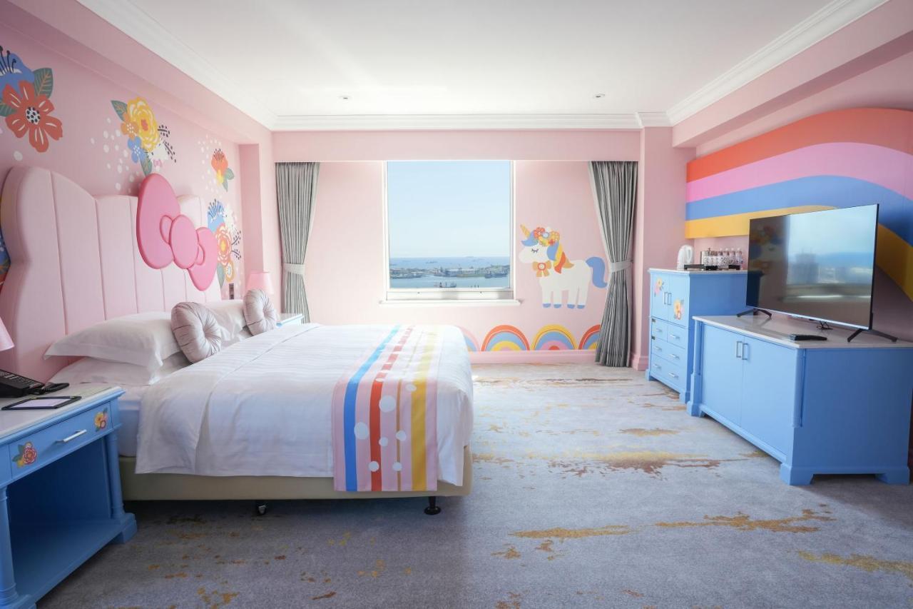 Grand Hi Lai Hotel Гаосюн Экстерьер фото Hello Kitty themed hotel room