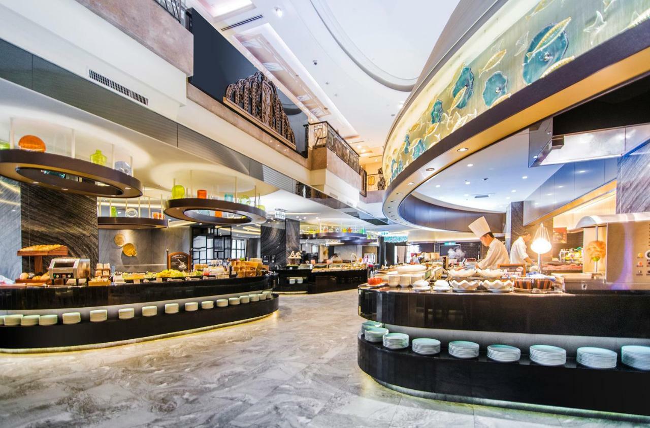 Grand Hi Lai Hotel Гаосюн Экстерьер фото The buffet at the hotel